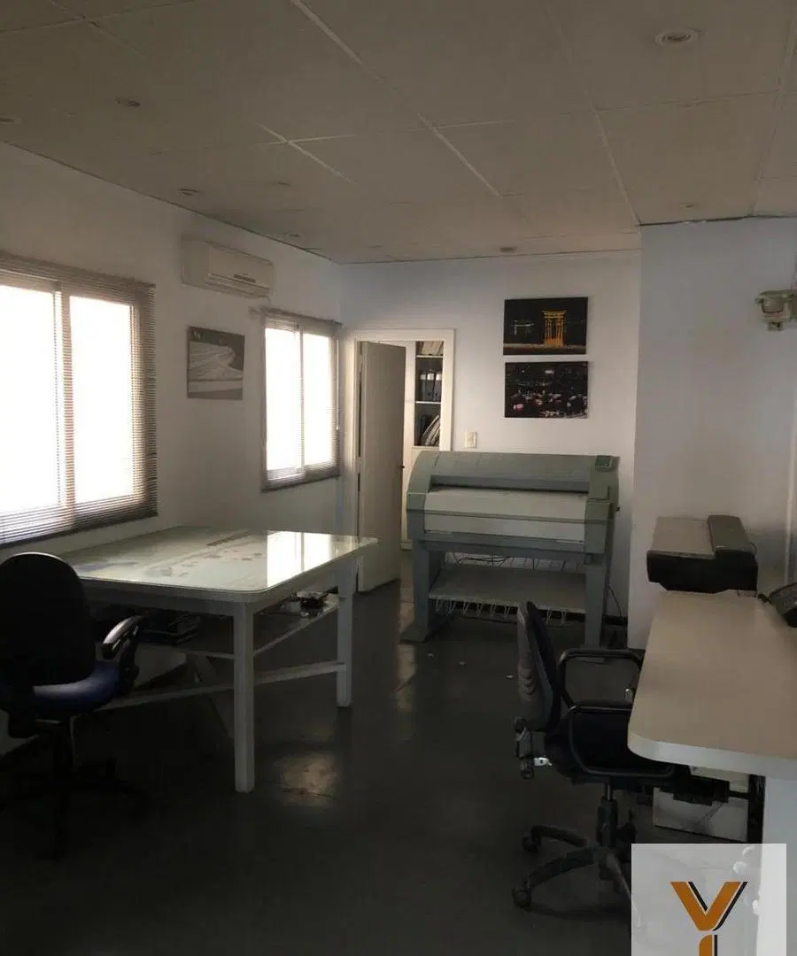 Oficina en Alquiler - 2 Baños - 120mts - Retiro 5
