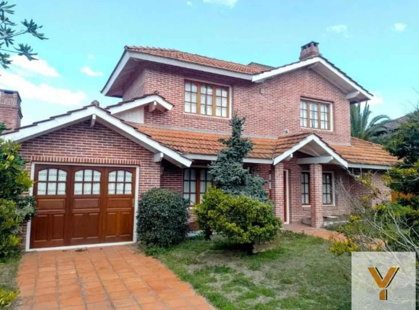 Casa en venta - 3 Dormitorios 3 Baños - Pinamar 2
