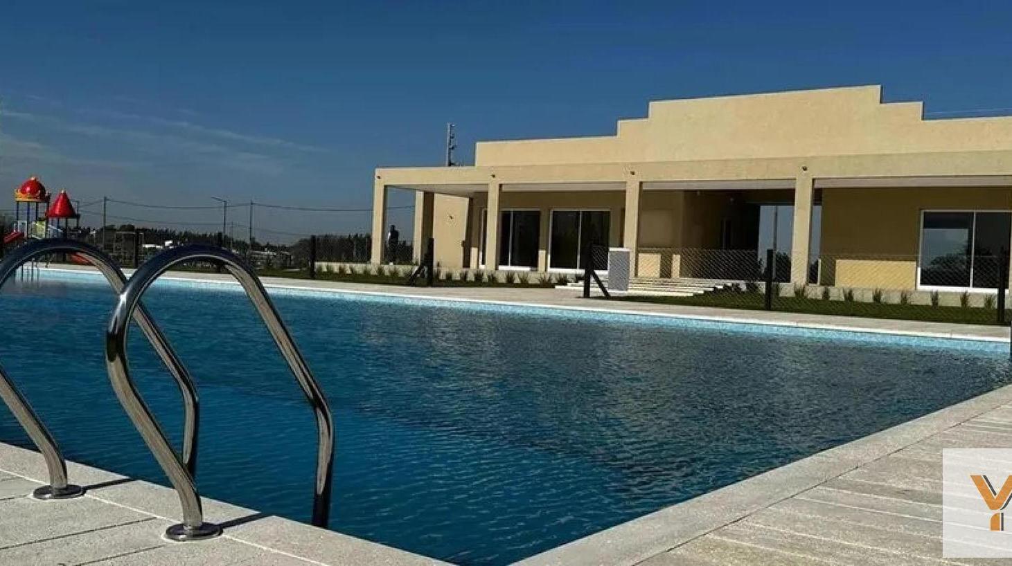 Foto de Terreno en venta - 675mts2 - San Vicente, imagen 2