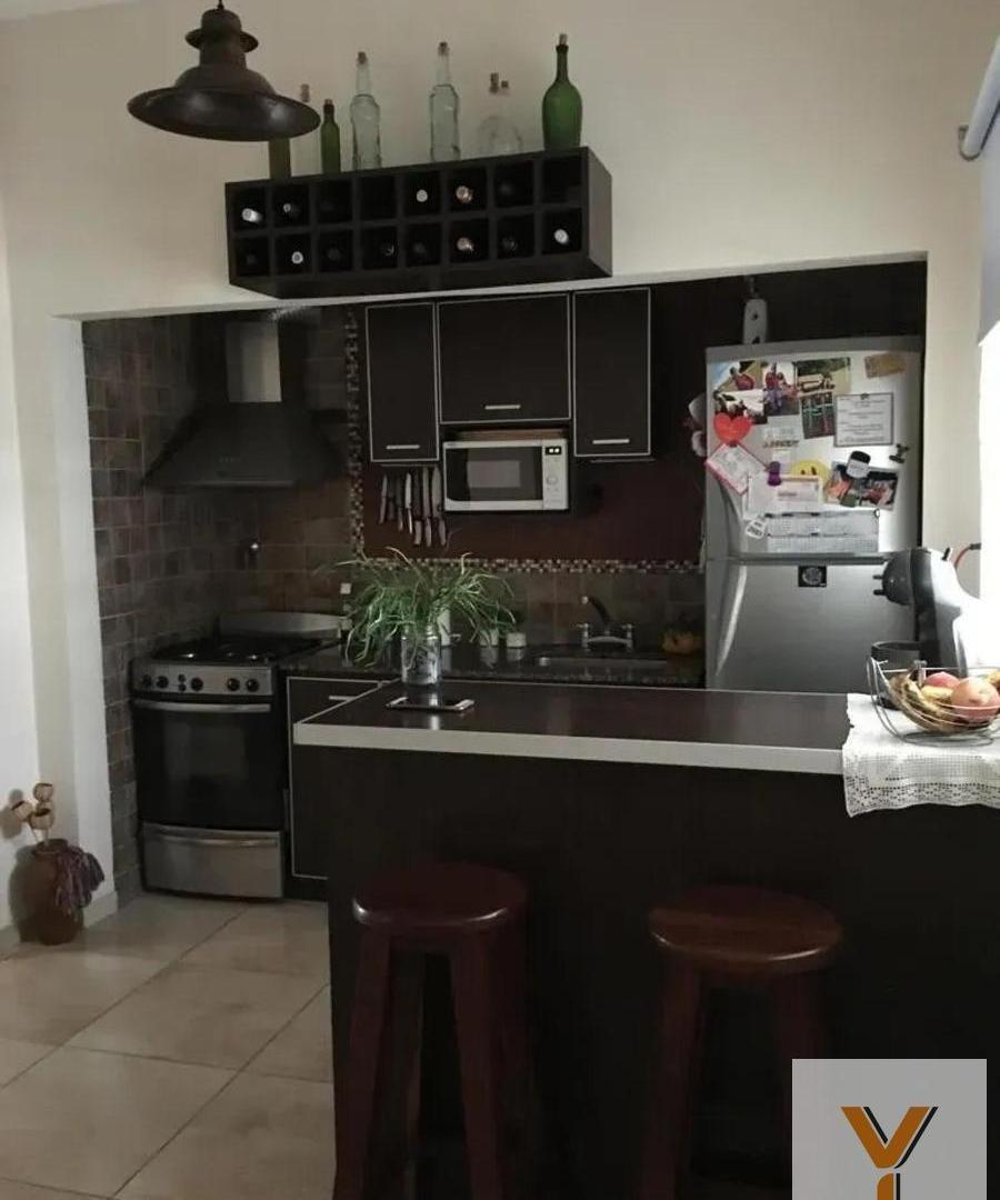 Foto de Casa en Alquiler - 3 Dormitorios 1 Baño - 170mts - Almirante Brown, imagen 3