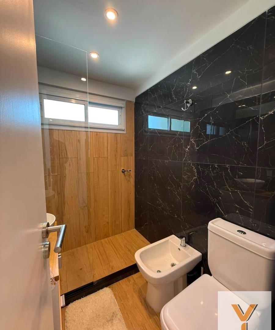 Foto de Departamento en Venta - 2 Dormitorios 2 Baños - 68mts - Mar Del Plata, imagen 1