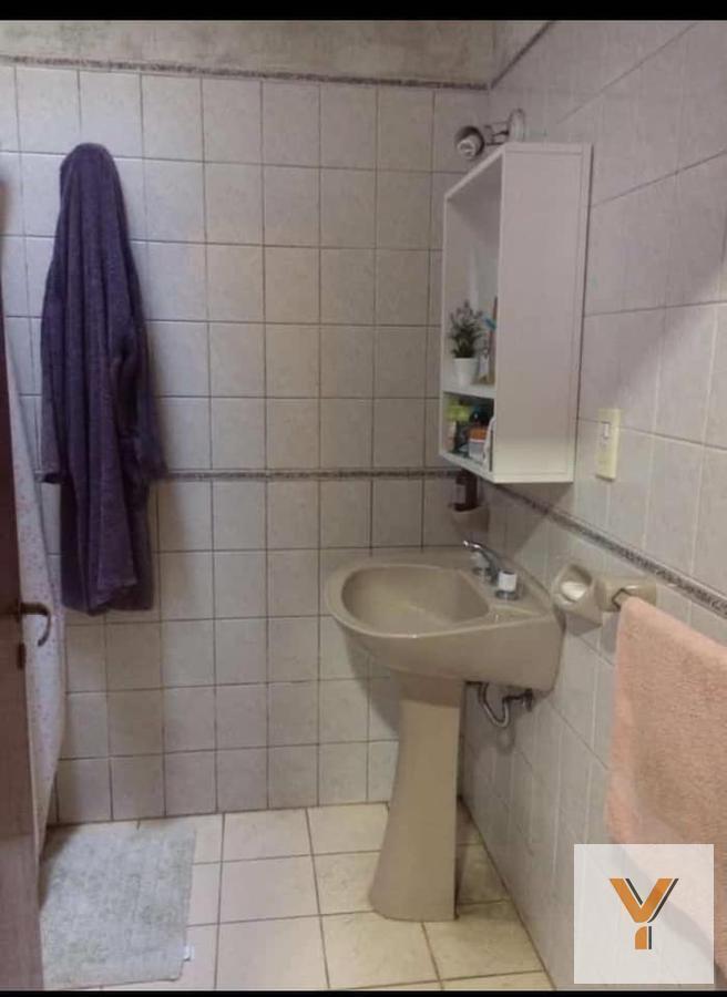 Foto de Casa en venta - 2 dormitorios 1 baño - 600mts2 totales - Punta Indio, imagen 2