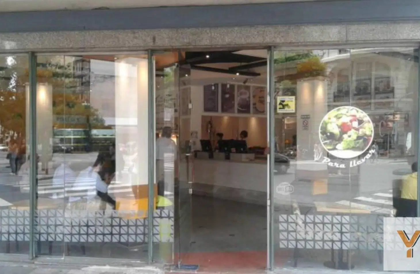 Local Comercial en venta - 3 Baños - Microcentro 3