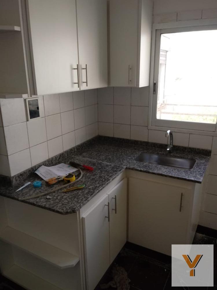 Foto de Departamento en venta - 2 Dormitorios 1 Baño - 65Mts2 - Ramos Mejía, La, imagen 3