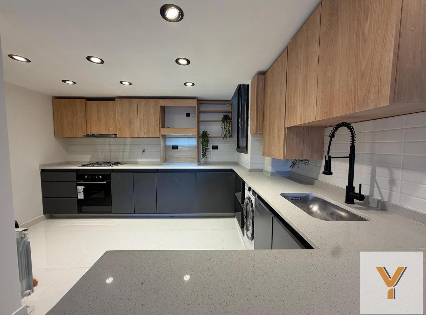 Foto de Departamento en Venta - 2 Dormitorios 2 Baños - 69mts - Mar Del Plata, imagen 2