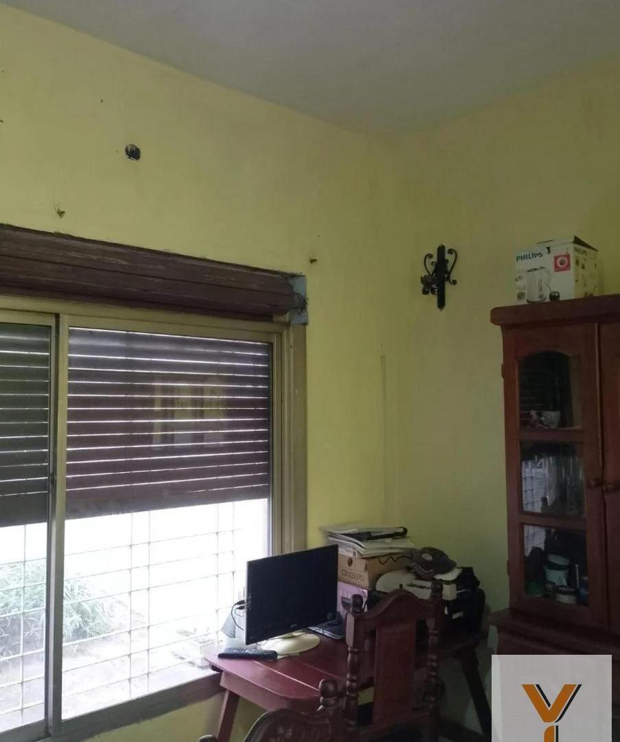 Foto de Casa en Venta - 2 Dormitorios 1 Baño - 230mts - Lomas De Zamora, imagen 5