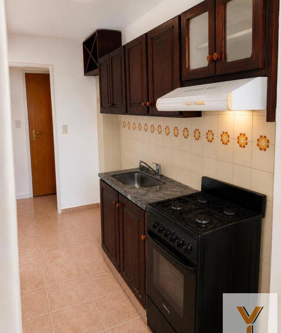 Foto de Departamento en Alquiler - 2 Dormitorios 1 Baño - 64mts - Parque, imagen 2