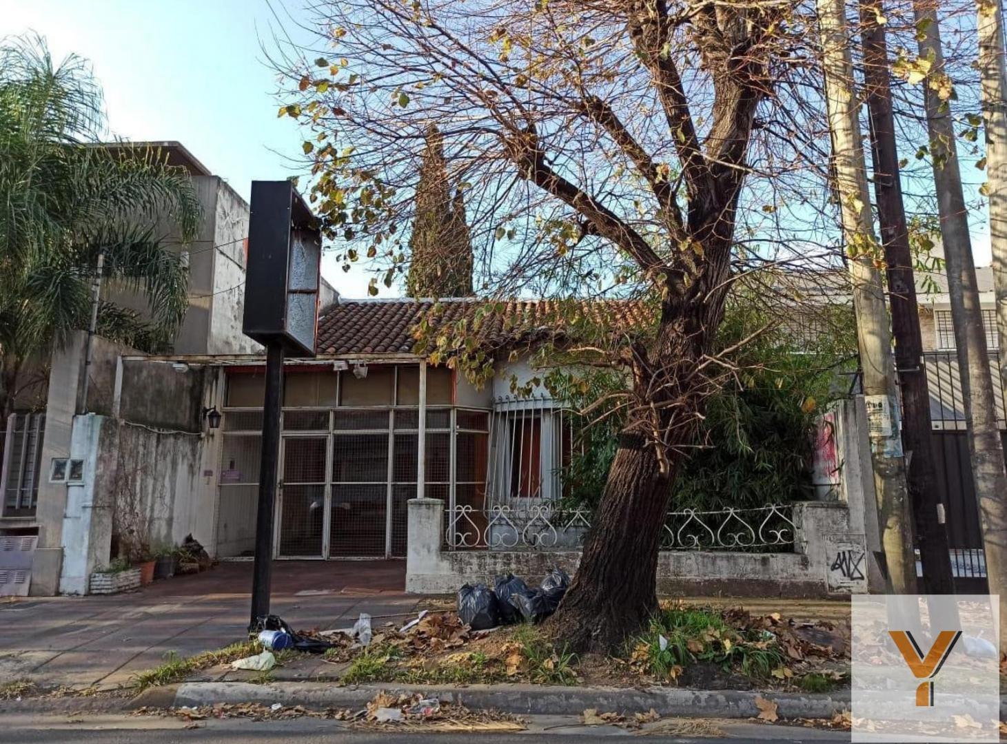 Foto de Casa en venta - 4 Dormitorios 2 Baños - Ramos Mejía, imagen 1