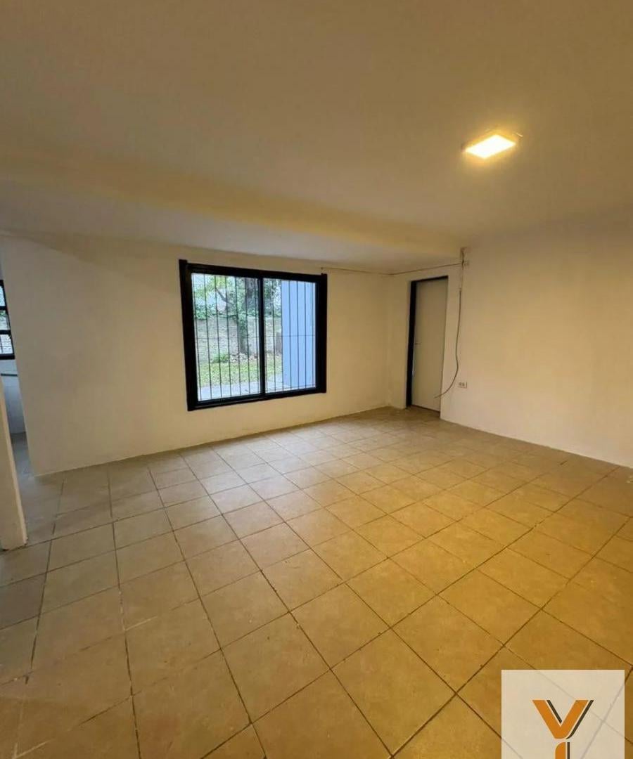 Foto de Casa en Alquiler - 2 Dormitorios 1 Baño - 90mts - Quilmes, imagen 1