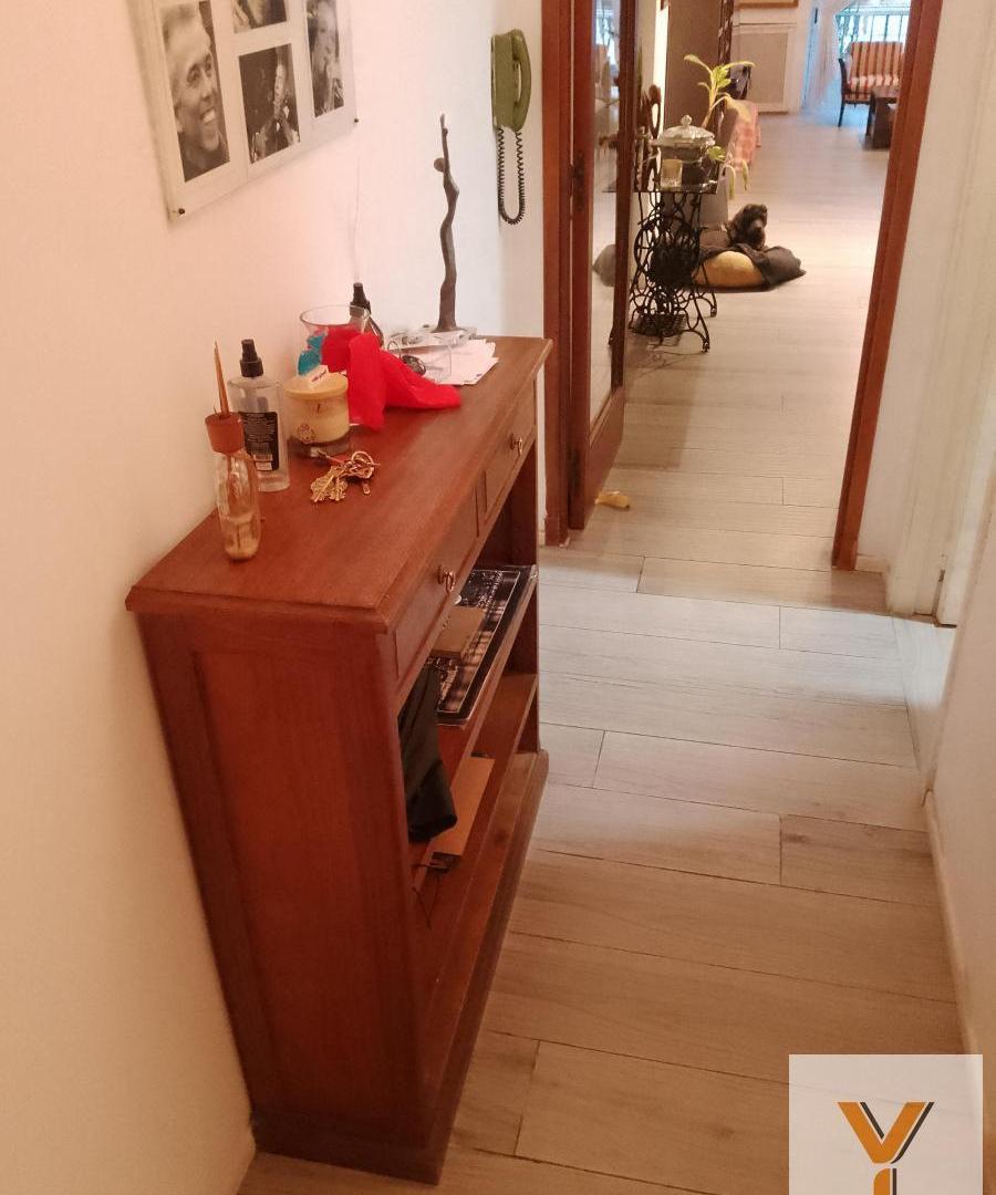 Foto de Departamento en Venta - 4 Dormitorios 1 Baño - 133mts - Palermo, imagen 1