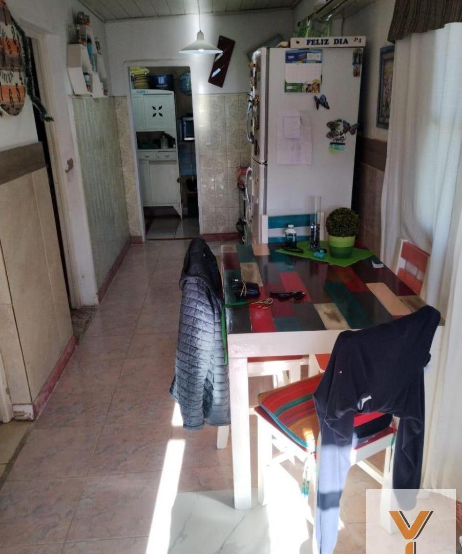 Foto de Casa en Venta - 3 Dormitorios 2 Baños - 370mts - Avellaneda, imagen 3