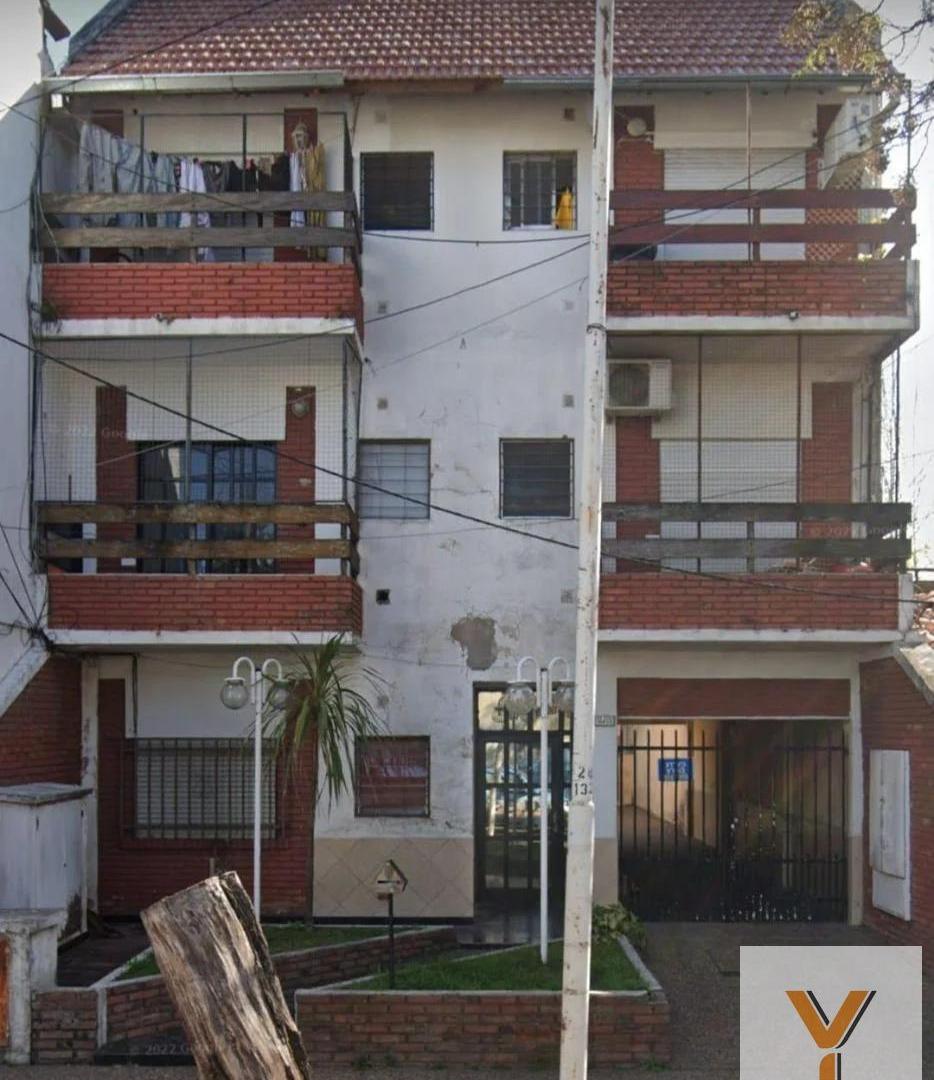 Foto de Departamento en venta - 1 Dormitorio 1 Baño - Cochera - 43Mts2 - Ramos, imagen 2