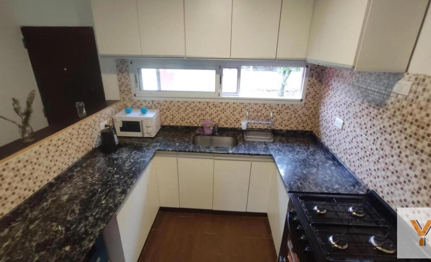 Foto de Casa en venta - 3 Dormitorios 2 Baños - Santa Fe, imagen 2