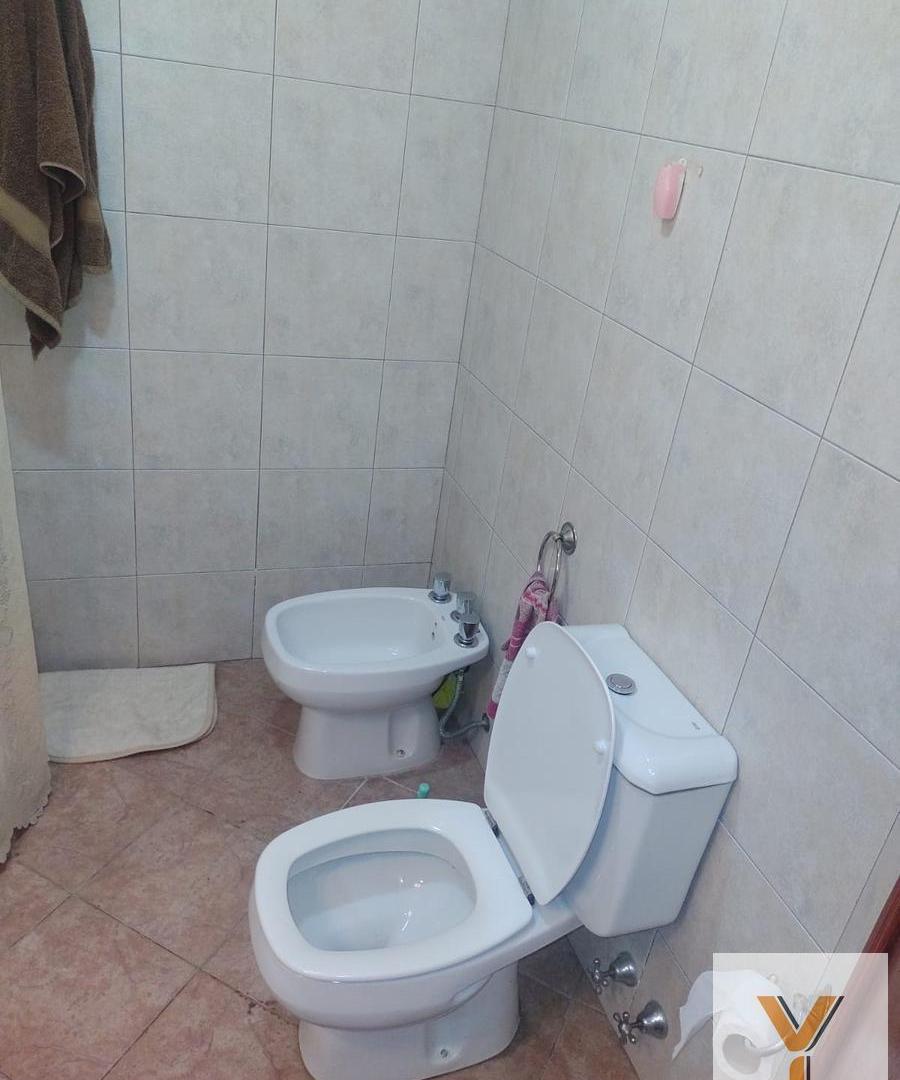 Foto de Departamento en venta - 3 Dormitorios 3 Baños - Mar Ajó, imagen 2