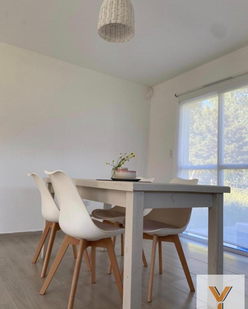 Foto de Casa en venta - 2 Dormitorios 1 Baño - Costa del Este, imagen 4