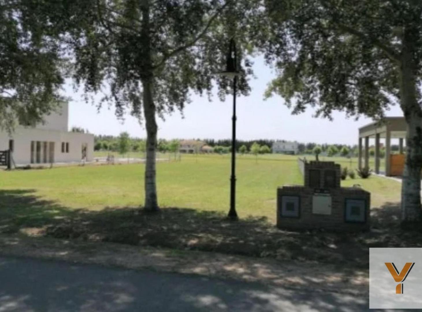 Foto de Terreno en venta - 1000mts2 - Haras del Sur II, La Plata, imagen 4