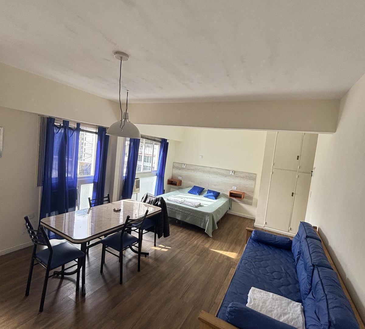 Foto de Departamento en Venta - 2 Dormitorios 2 Baños - 104mts - San Nicolás, imagen 2