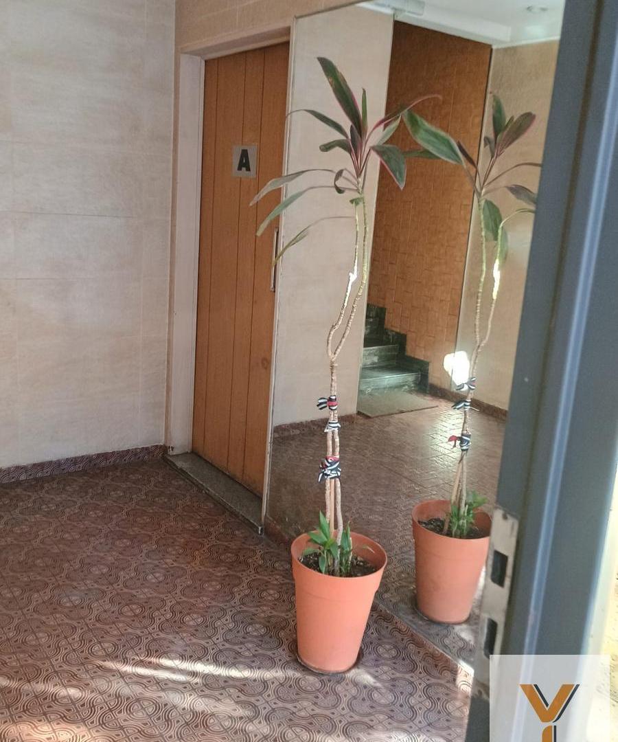 Foto de Departamento en Venta - 2 Dormitorios 1 Baño - 56mts - Parque Patricios, imagen 1