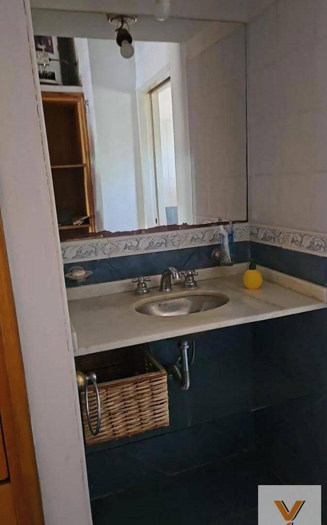 Foto de Casa en venta - 3 Dormitorios 2 Baños - Cochera - 440Mts2 - Córdoba, imagen 4