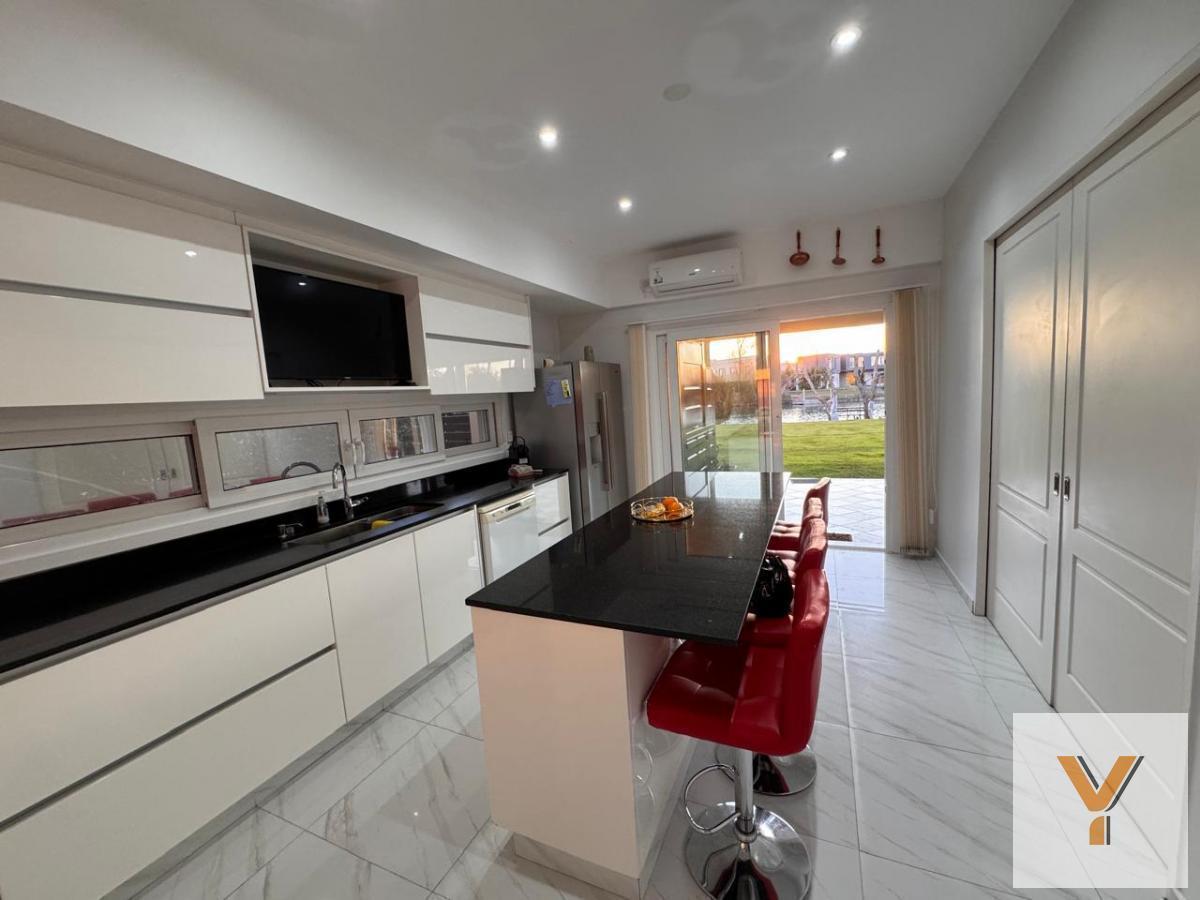 Foto de Casa en Venta - 4 Dormitorios 2 Baños - 834mts - Escobar - El Canton, imagen 5