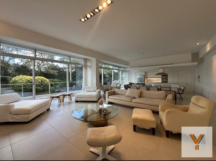 Foto de Departamento en Venta - 2 Dormitorios 3 Baños - 219mts - Maldonado, imagen 1