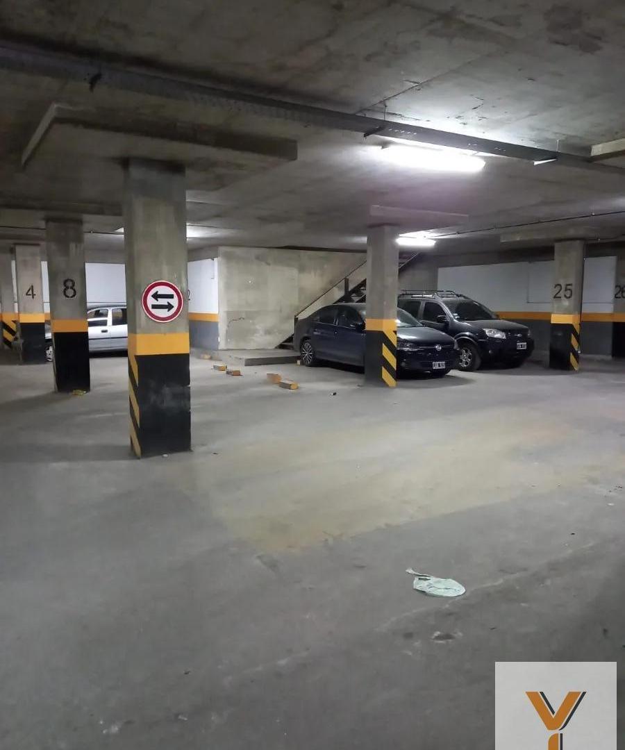 Foto de Cochera en Venta - - 12mts - Avellaneda, imagen 3