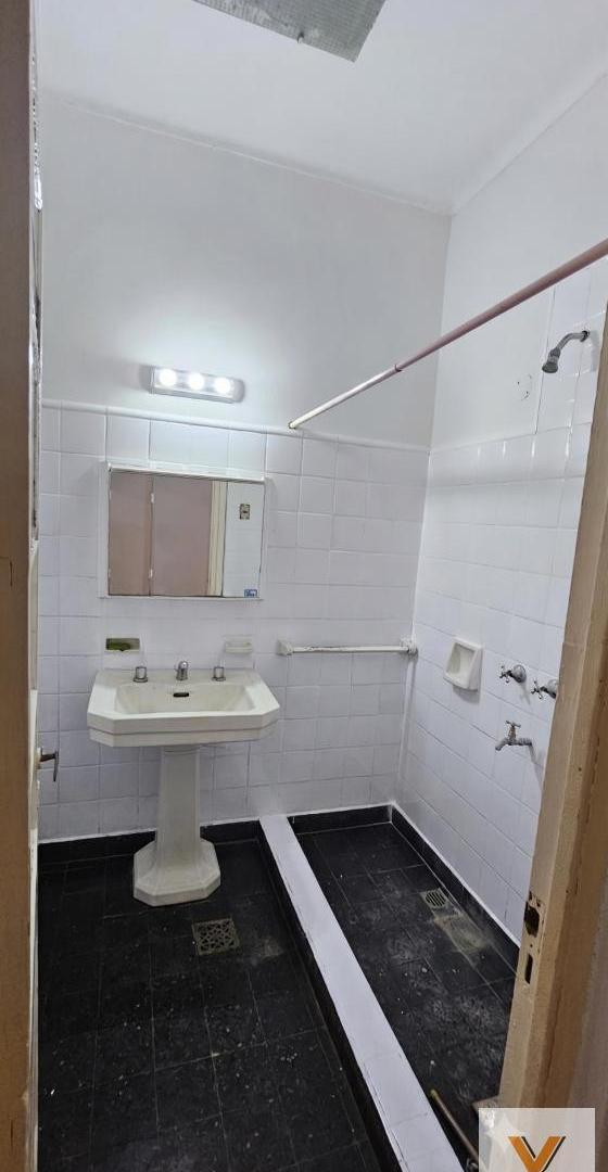 Foto de Casa en Alquiler - 2 Dormitorios 1 Baño - 323mts - La Plata, imagen 4