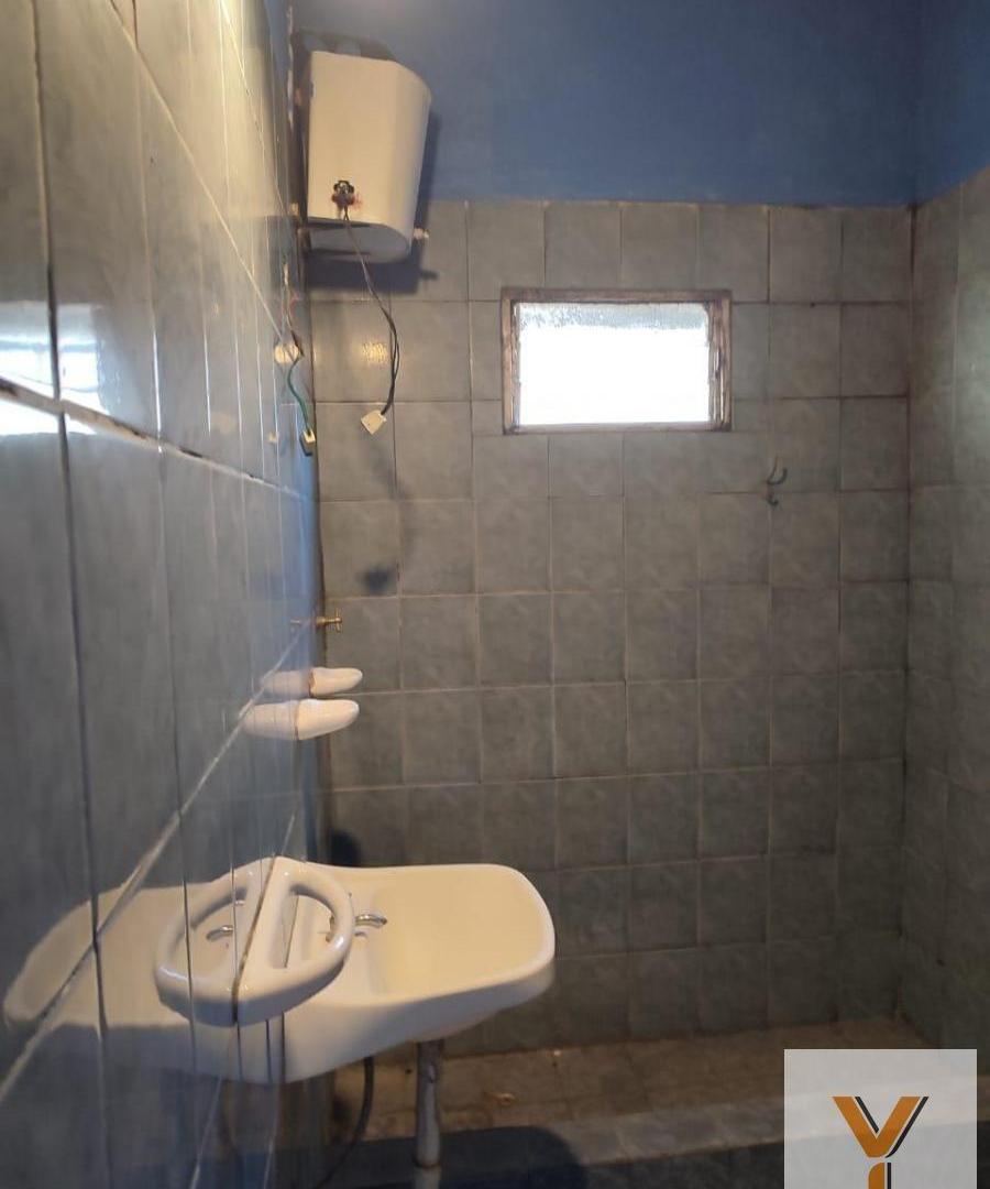 Foto de Casa en Venta - 2 Dormitorios 1 Baño - 220mts - La Plata, imagen 4