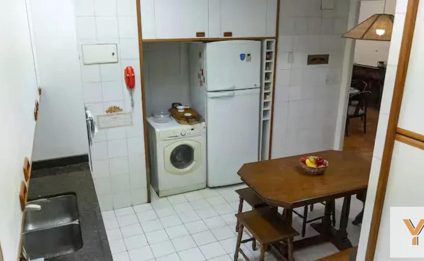 Foto de Departamento en Alquiler - 2 Dormitorios 2 Baños - 175mts - Monserrat, imagen 3