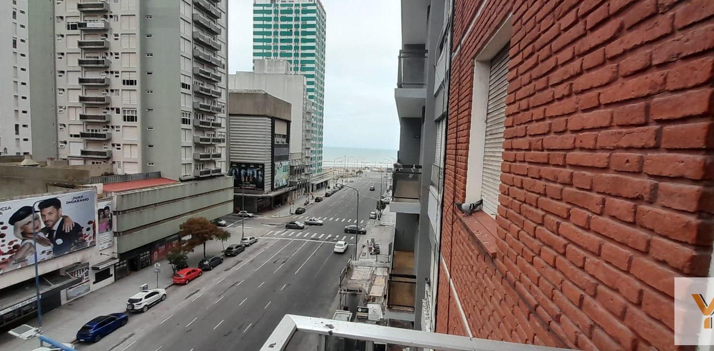 Foto de Departamento en Venta - 2 Dormitorios 1 Baño - 74mts - Mar Del Plata, imagen 1