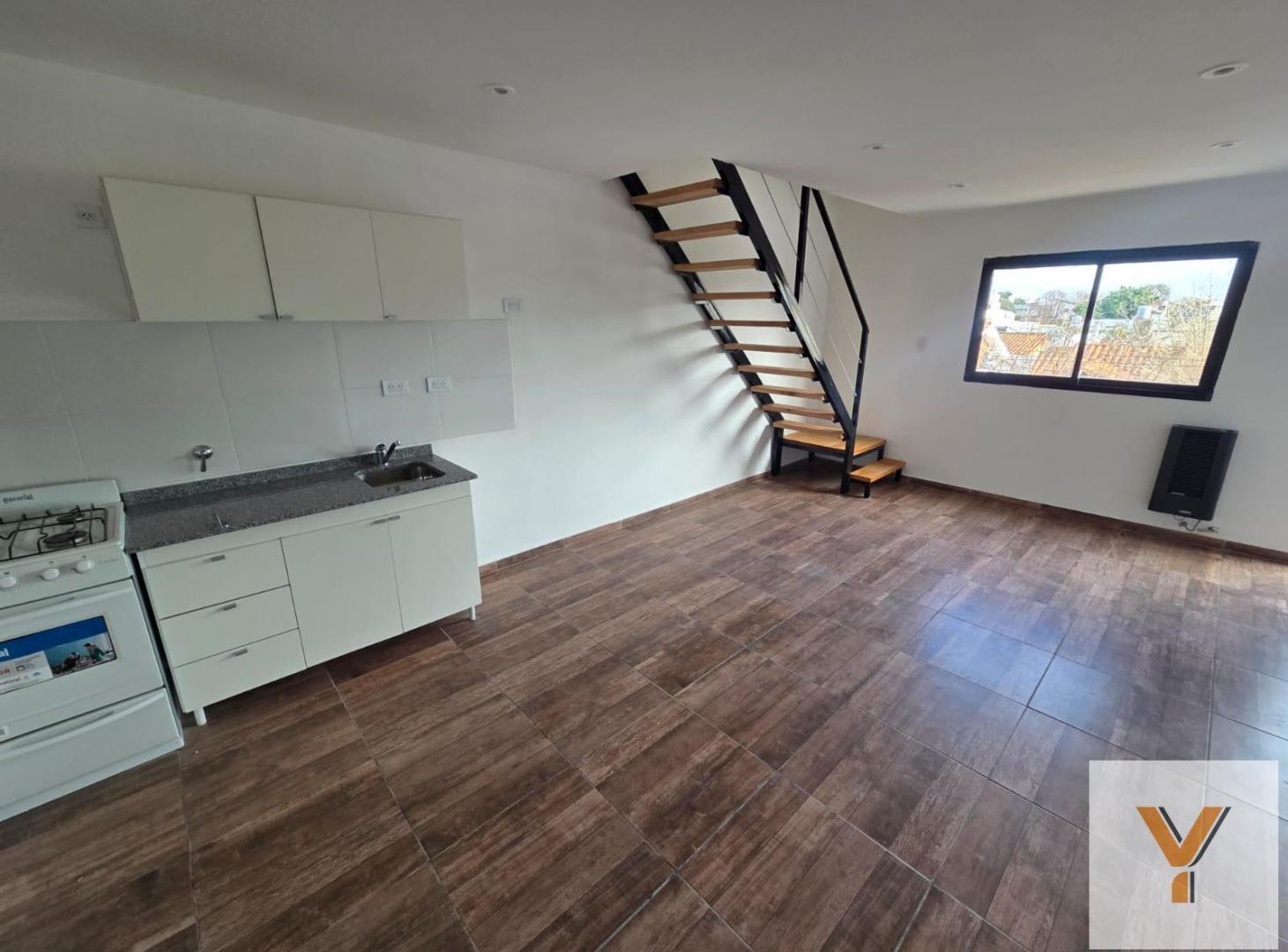 Foto de PH en Venta - 2 Dormitorios 1 Baño - 60mts - Mar Del Plata, imagen 2