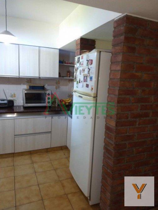 Foto de Casa en Venta - 3 Dormitorios 2 Baños - 300mts - Lomas De Zamora, imagen 5