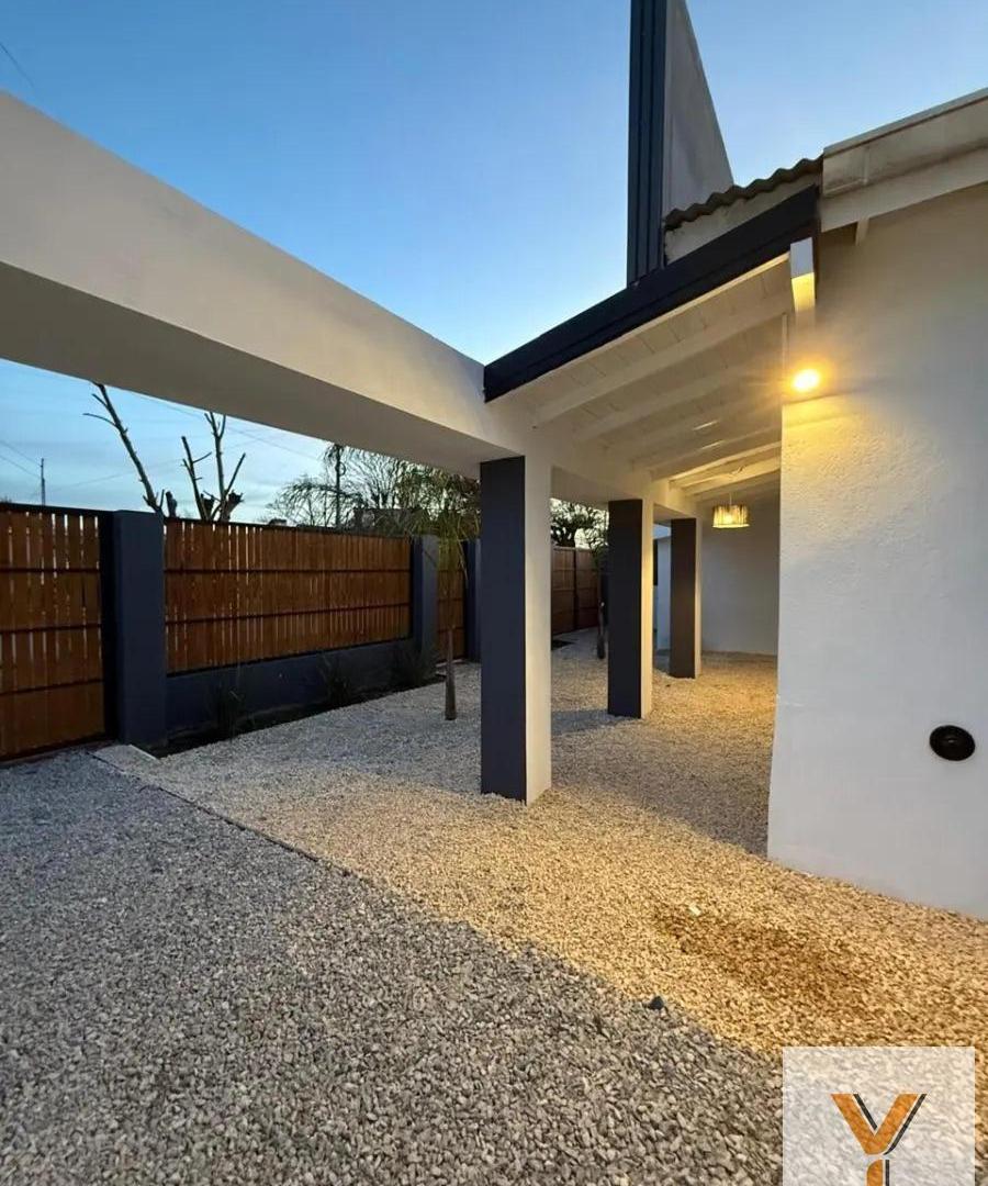 Foto de Casa en Venta - 2 Dormitorios 1 Baño - 435mts - Mar Del Plata, imagen 3