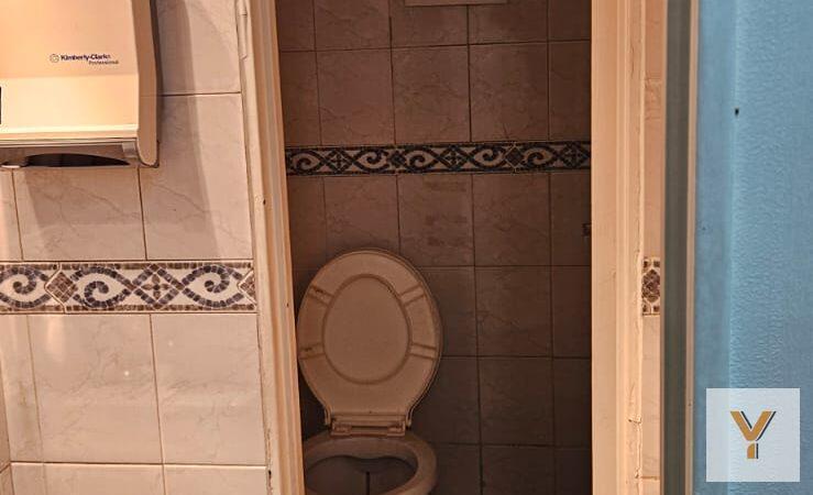 Foto de Local en Venta - 1 Baño - 100mts - Abasto, imagen 1