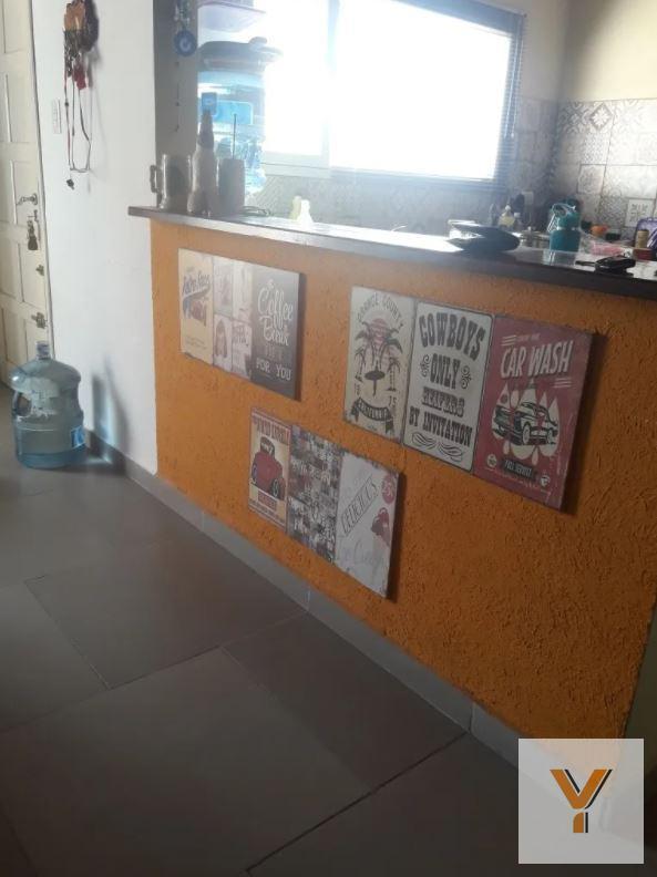 Foto de Casa en venta - 2 dormitorios 2 baños - 250mts2 - Necochea, imagen 3