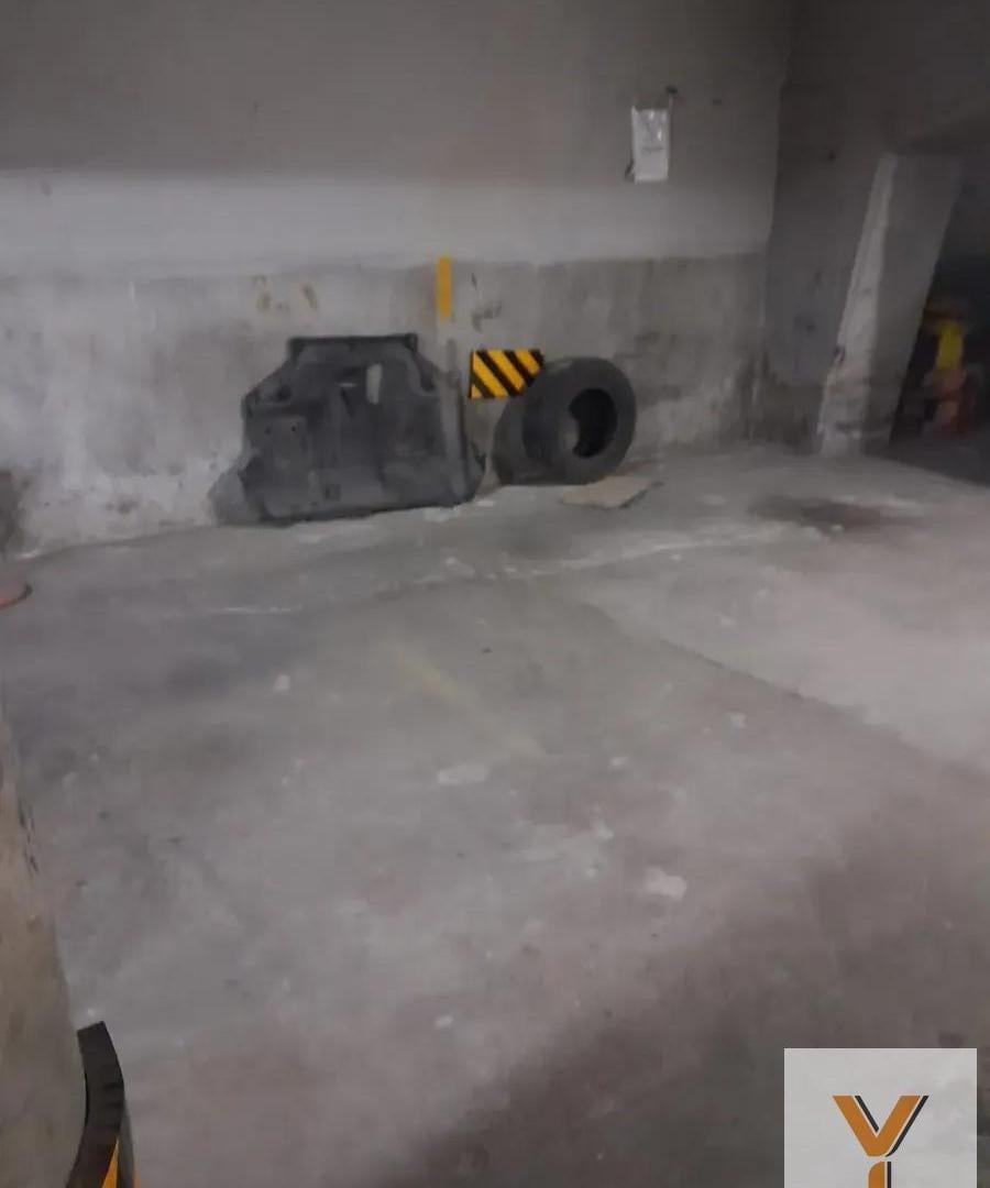 Foto de Cochera en Venta - - 9mts - Recoleta, imagen 2