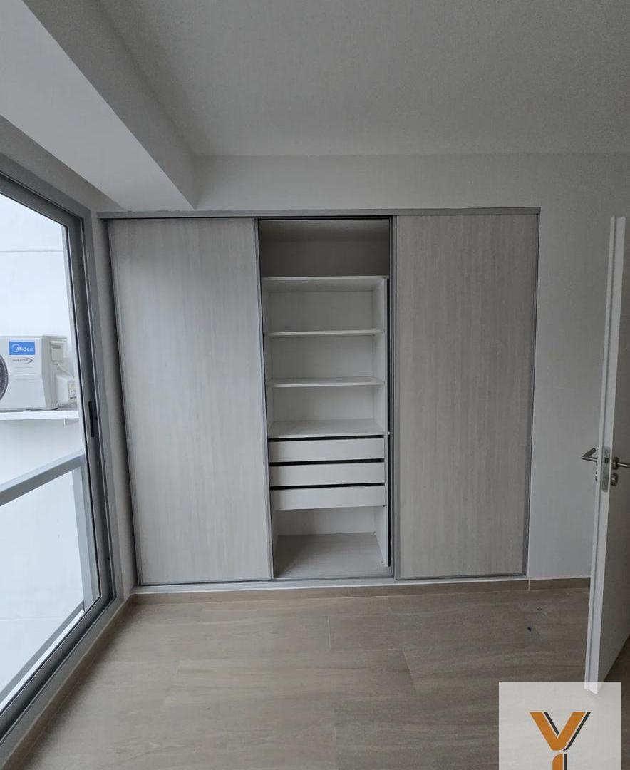 Foto de Departamento en Alquiler - 2 Dormitorios 2 Baños - 73mts - Belgrano, imagen 4