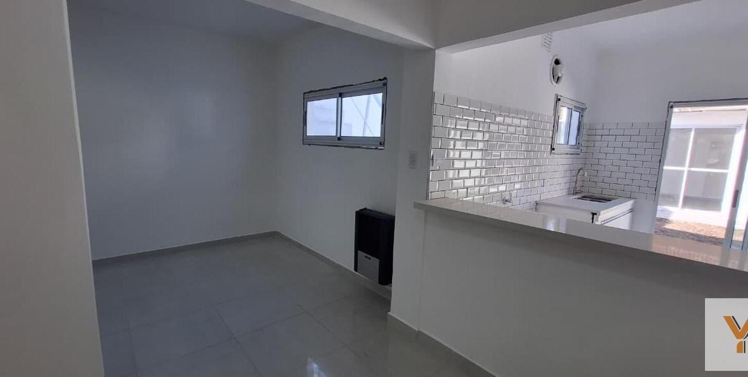 Foto de Casa en Venta - 2 Dormitorios 1 Baño - 233mts - Mar Del Plata, imagen 4