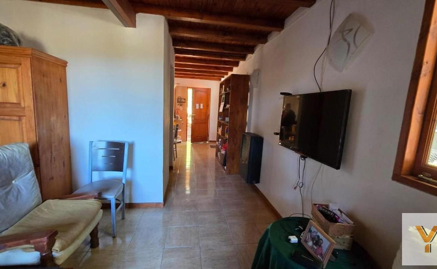 Foto de Casa en venta - 3 Dormitorios 2 Baños - Esquel, imagen 5