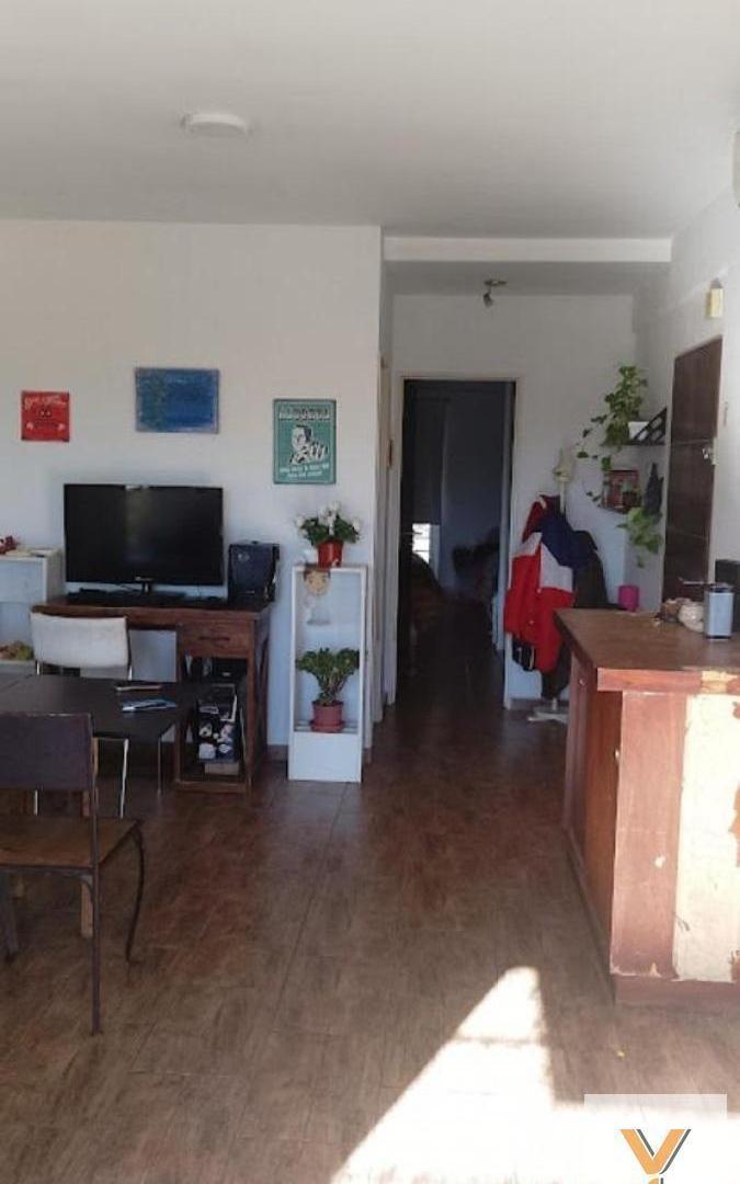 Foto de Departamento en Venta - 1 Dormitorio 1 Baño - 45mts - Moron, imagen 3