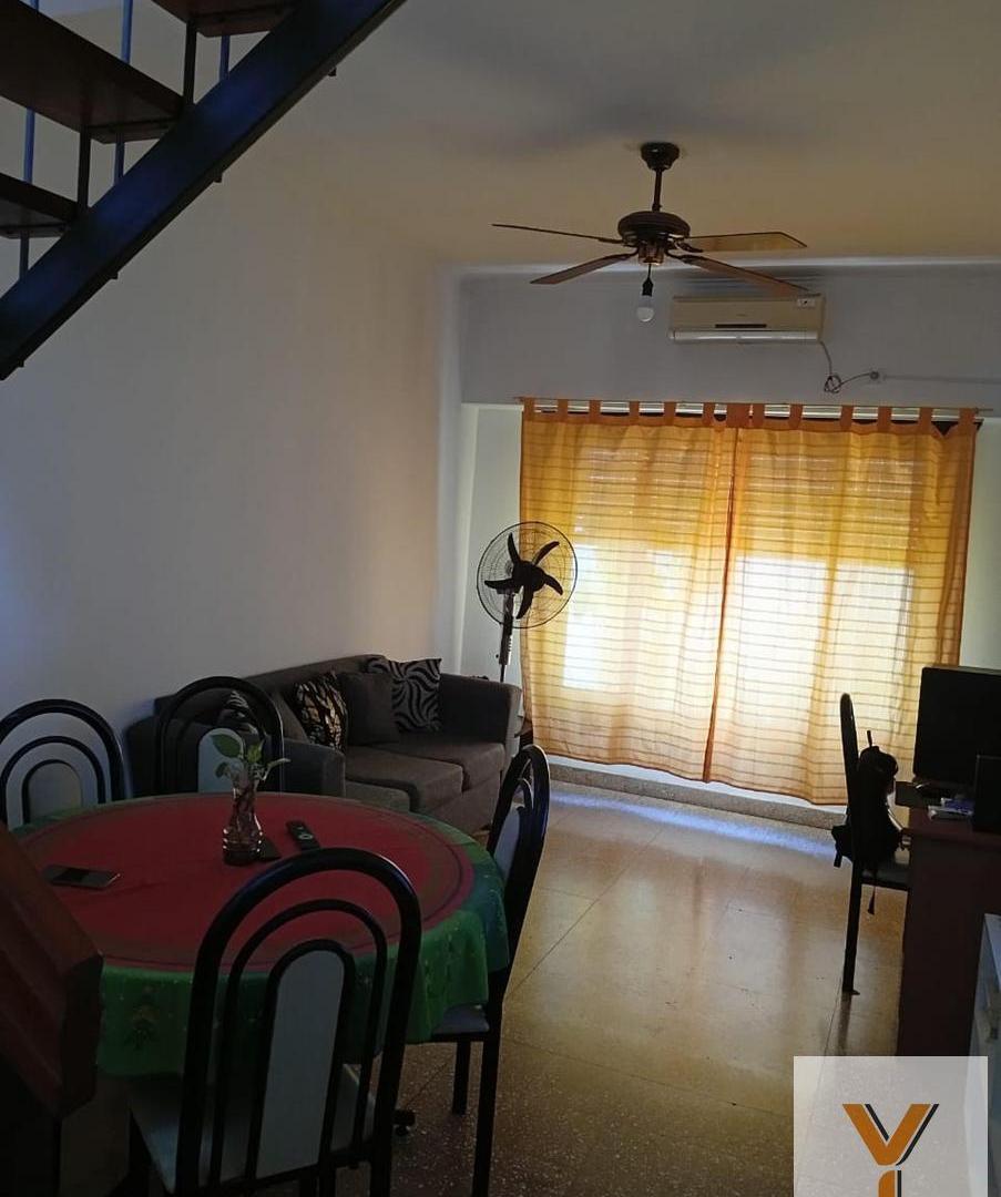 Foto de PH en venta - 3 Dormitorios 2 Baños - 170Mts2 - San Carlos, imagen 4