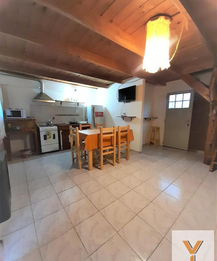 Foto de Dúplex en venta - 2 Dormitorios 1 Baño - Cochera - 50Mts2 - El Bolsón, imagen 3
