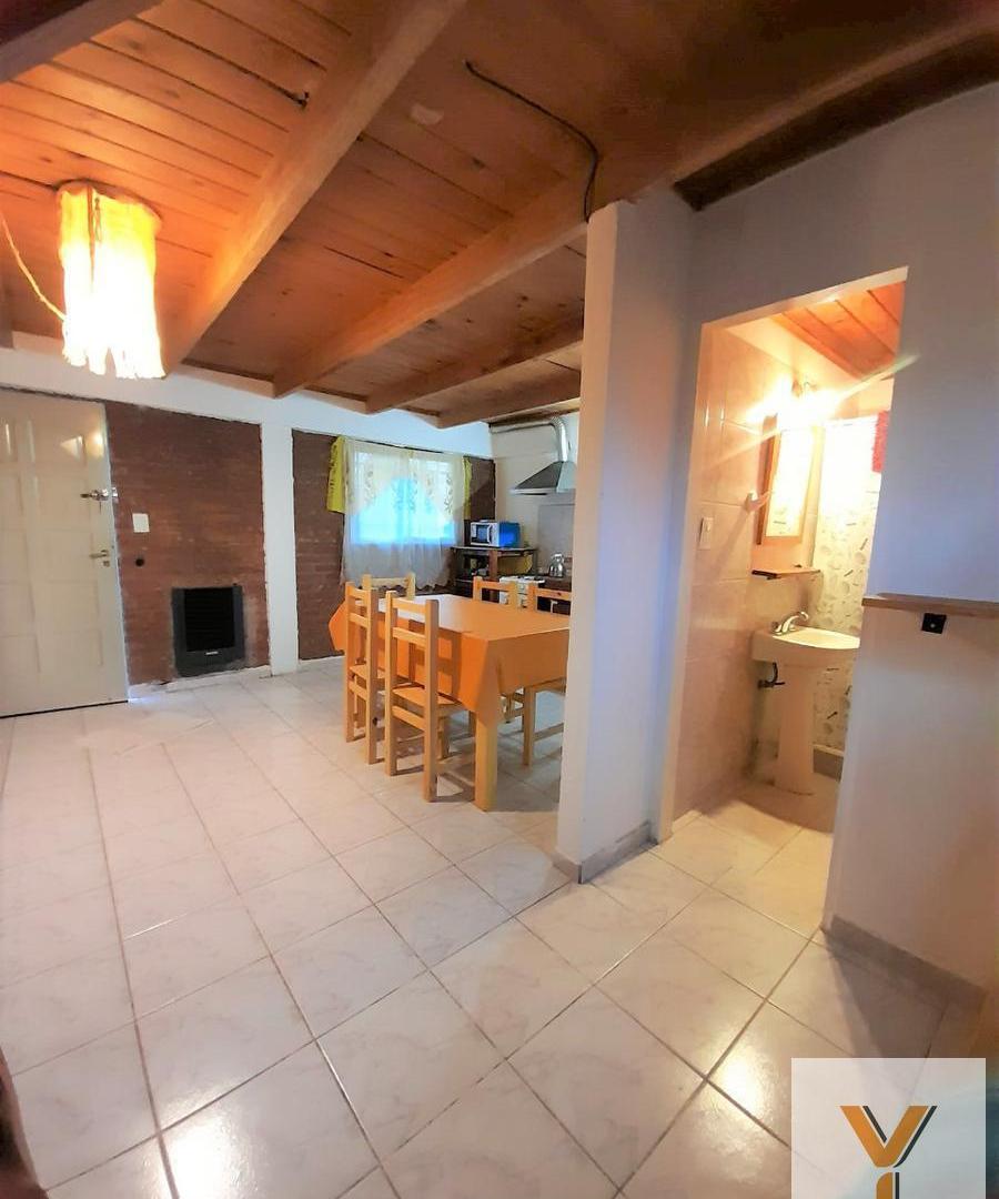 Foto de Dúplex en venta - 2 Dormitorios 1 Baño - Cochera - 50Mts2 - El Bolsón, imagen 4