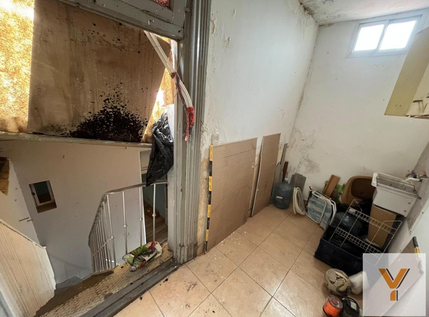 Foto de Departamento en Venta - 2 Dormitorios 1 Baño - 65mts - Flores, imagen 4