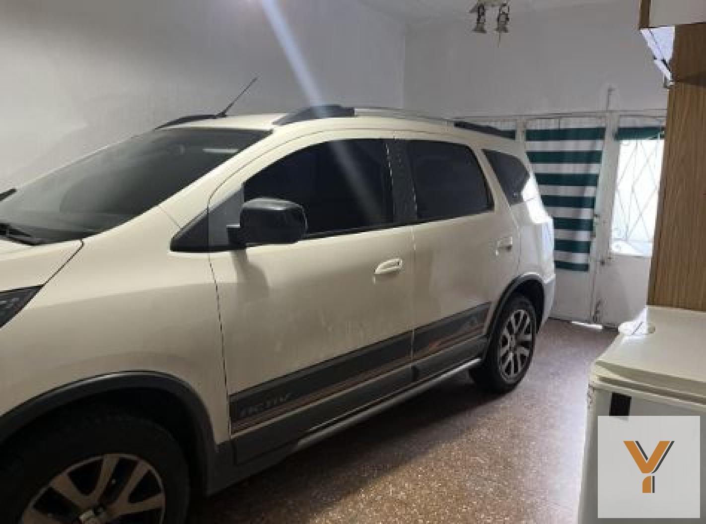 Foto de Casa en venta - 2 Dormitorios 1 Baño - El Palomar, imagen 3