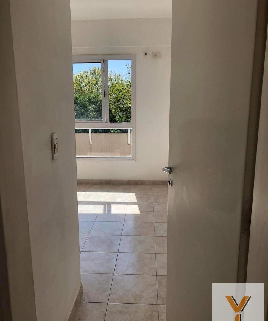 Foto de Departamento en Alquiler - 1 Dormitorio 1 Baño - 60mts - Ezeiza, imagen 3