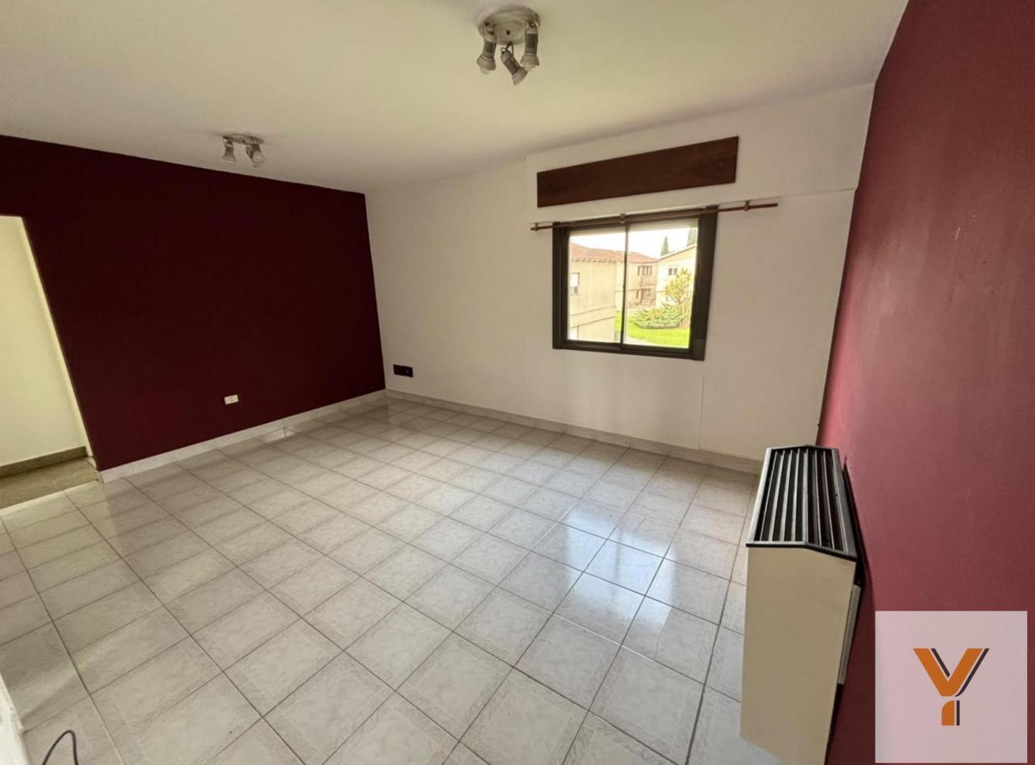 Foto de VENTA DEPARTAMENTO 3 AMBIENTES IMPECABLE, ZONA CASINO - 60mts, cochera, imagen 5