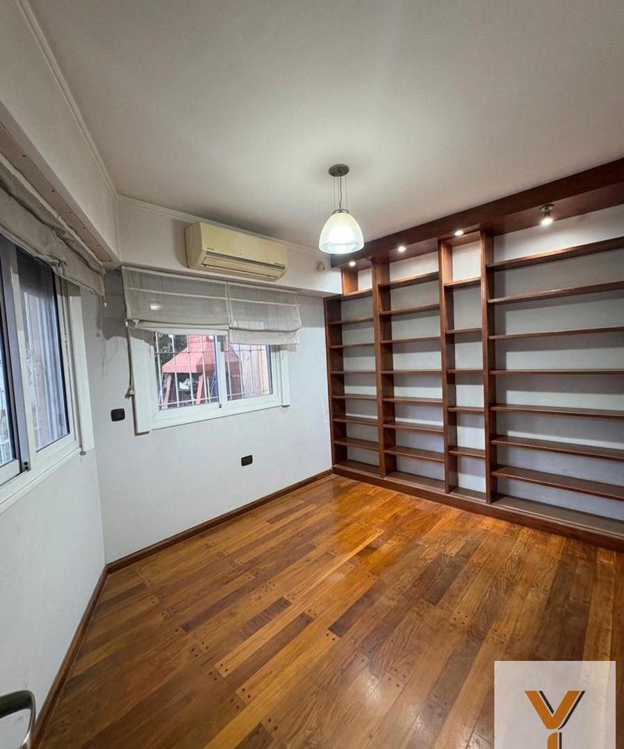 Foto de Casa en Venta - 3 Dormitorios 2 Baños - 269.8mts - La Plata, imagen 5