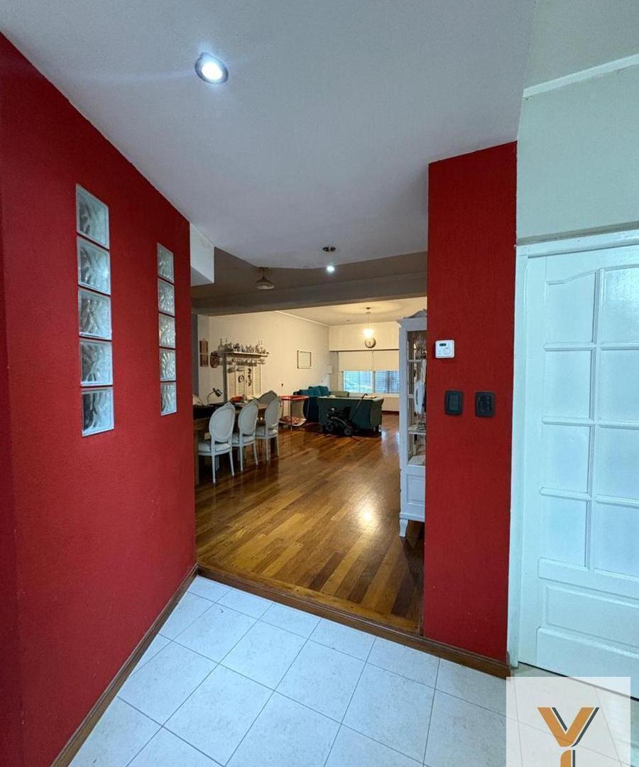 Foto de Casa en Venta - 3 Dormitorios 2 Baños - 269.8mts - La Plata, imagen 1
