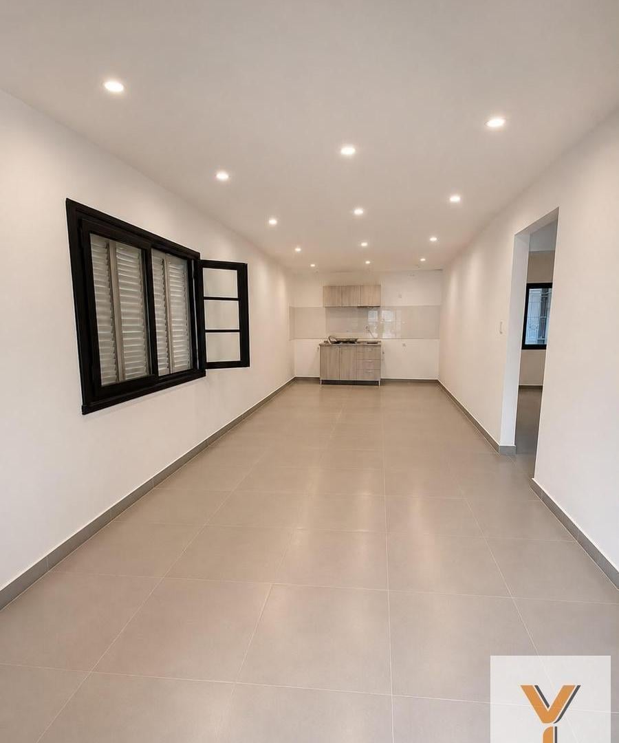 Foto de PH en Venta - 2 Dormitorios 1 Baño - 100mts - Mar Del Plata, imagen 2